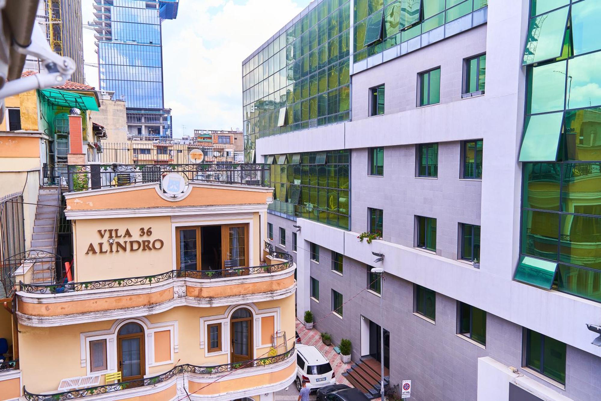 Kalpazo Home Skanderbeg Square Tirana Exterior foto